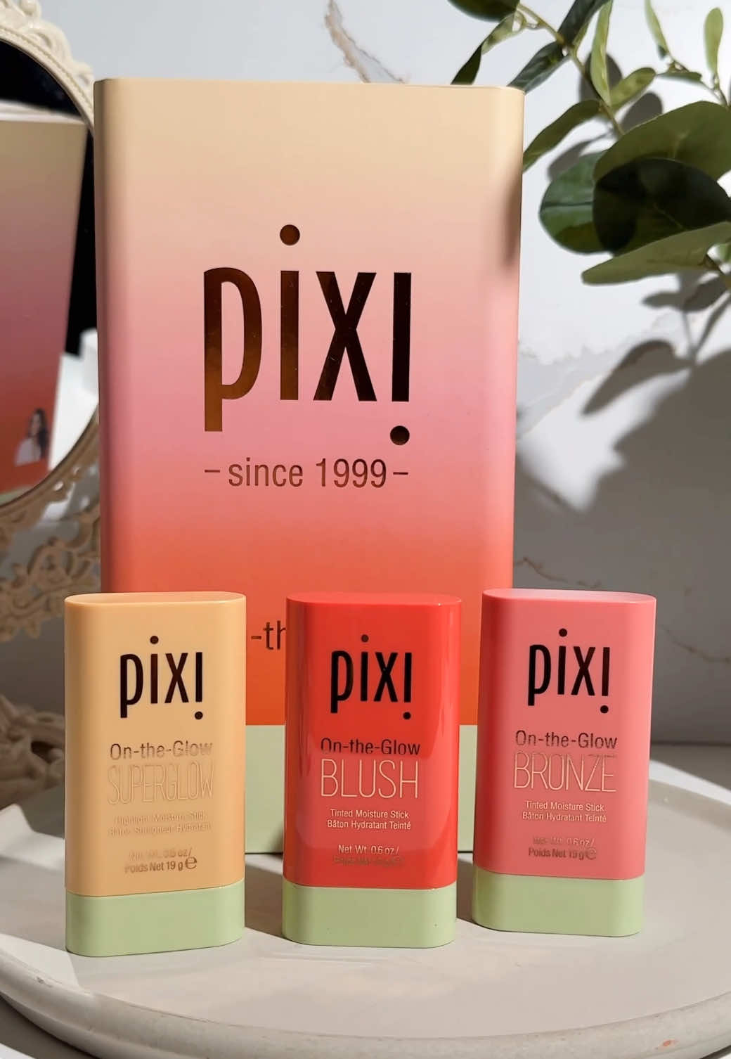 ✨¡Glow en 60 segundos!✨ Con este trío de @Pixi Beauty no necesitas brochas ni esfuerzo: solo desliza, difumina ¡y brilla! 💖 💗 Blush para un toque de color 🤎 Bronze para ese efecto besada por el sol 💫 Superglow para iluminar donde quieras ¿Lista para tu rutina glow-on-the-go? 🌞 #creatorsearchinsights #PixiGlowBesties #PixiBeauty #OnTheGlow #GlowUpRápido #MakeupLovers #TikTokShop #fyp 