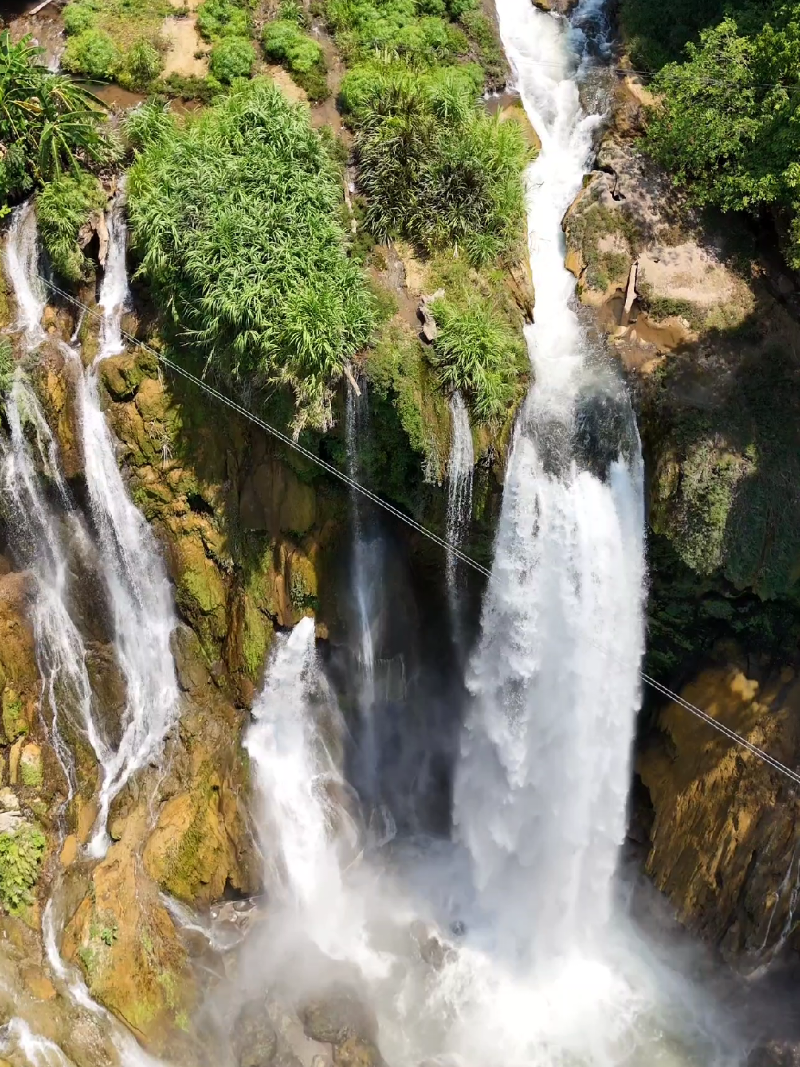PARAÍSOS NATURALES DE HONDURAS 🇭🇳 📍Cataratas de Pulhapanzak, San Francisco de Yojoa 🌊🏞 #honduras #turismohonduras #aventura #viajes  #naturaleza  #montañas #pulhapanzak