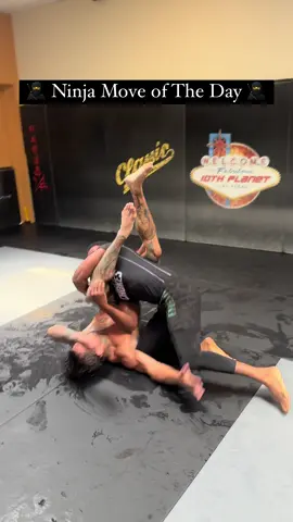 FOLLOW MY JOURNEY TO #1 IN THE 🌎  They grab a single just bad dog inverted triangle to armbar‼️ Ninja move of the day 🥷⚔️👹 Once you’re aware of errors & mistakes you’re making you have the key to unlock new outcomes 🔑  Record yourself like I do. I do this all the time even with training to see where I’m making mistakes. Having struggles learning certain things?! Comment below so I can help you 👇🏼 . . . . . . . . . . .   #kickboxing #muaythai #fyp #movie #life #blackbelt #Lifestyle #gym #gymrat #UFC #jiujitsu #mma #elite #og #grind #blessed #grateful #team #box #submission #training #stayfocused #focused #workout #fitnessmotivation #motivation #family #eating