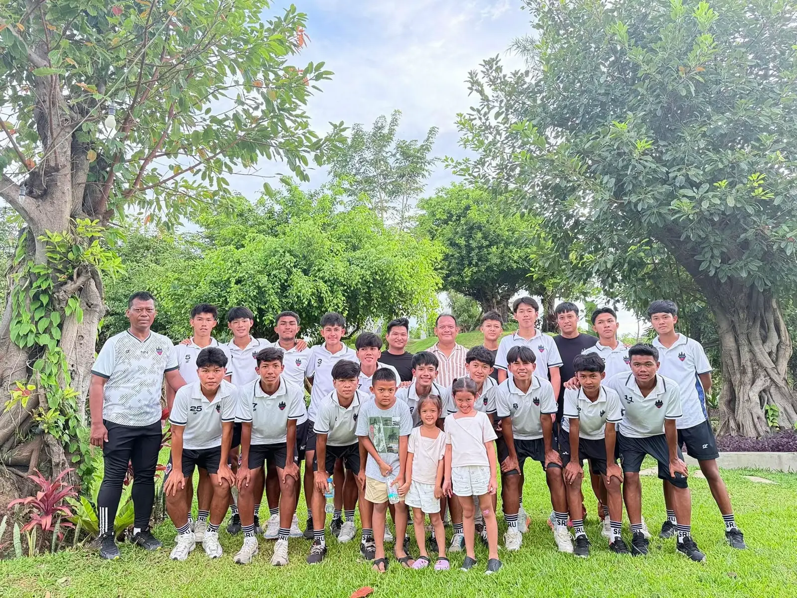 Maybe not today, maybe not tomorrow and maybe not the next month, but only one thing is true, we’ll be champion one day. I promise. . . . #fypp #virall #xyzbca #blowupp #motovation #footballjourney 