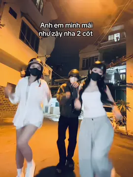 Tập thể dục cùng 2 cốt iu #fyp #nhaytiktok #chiemchungminh 