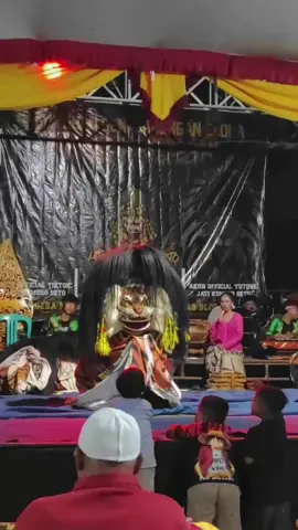 NYILAH BARONGAN E NEH KANGG@ig:nanoajaaa_ @jatikumorosetoofficial #baronganblora #barongan #baronganbloramendunia #senimansambatan #silumanbudoyo🤘 #senimannggoleng #fyp #fyppppppppppppppppppppppp #fyp #fyppppppppppppppppppppppp 