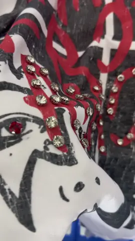 Y’all look for studs rhinestones#clothingmanufacturer #clothingproduction #streetwear #custimization #lowmoqfactory #rhinestones 