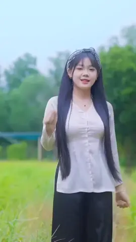 𝑳ấ𝒚 𝒄â𝒚 𝒌𝒊𝒎 𝒎𝒂𝒚 đồ , 𝒓ồ𝒊 𝒌𝒉â𝒖 𝒄á𝒊 𝒕ú𝒊, 𝒙𝒐𝒏𝒈 𝒃ắ𝒕 𝒕𝒓á𝒊 𝒕𝒊𝒎 𝒂𝒏𝒉 𝒃ỏ 𝒗ô... #MuonCuaAnhLamBo #DuongAiVy #saigondembolero  #Xuhuong 