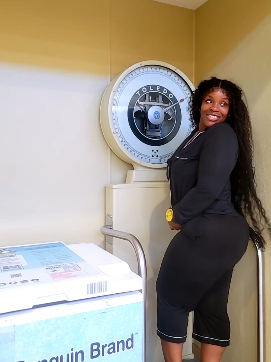 Part 1 of Vlogging girl how do yall do this its so Hard. Yall the real ones. 💯  My pajamas are my best friend right now due to me braiding my bday wig for hours n Days no Breaks plus testing hair.  That's me looking back cuz baby the bonnet n pajamas won't stop the boys 🥷 u think they would leave me alone 😒 they want to talk to me more when I'm busted it's crazy.  #foryoupage #nottheuglybabymama #jmanae #fypシ #bigleoenergy #Leo #weightlossmotivation 