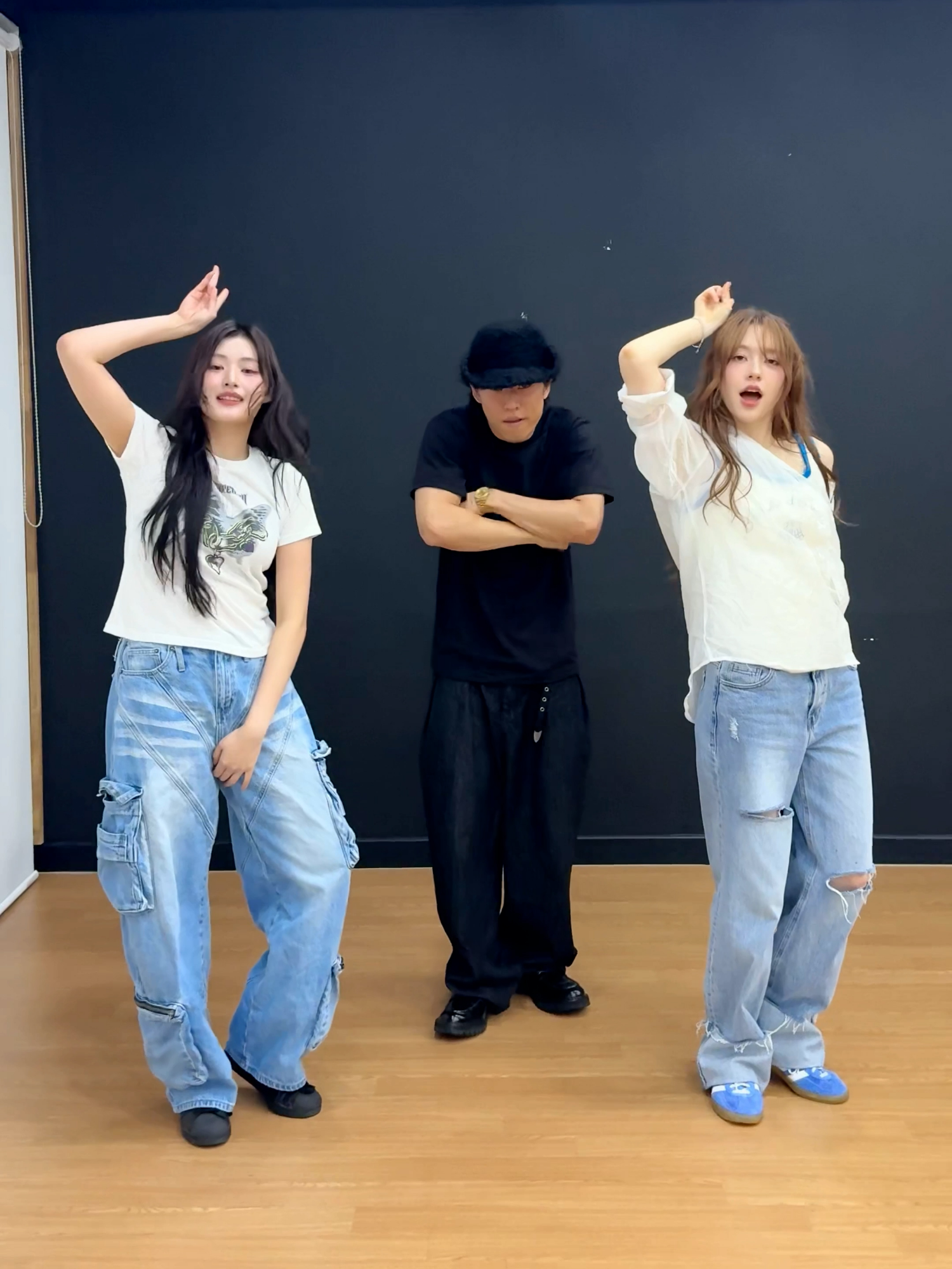 Let's go #Pookie 🔫😎 #지대 님과 함께한 #Pookie_Challenge (Boy Group ver.) @zdaeganz #FIFTYFIFTY #피프티피프티 #CHANELLEMOON #문샤넬 #ATHENA #아테나 #푸키챌린지