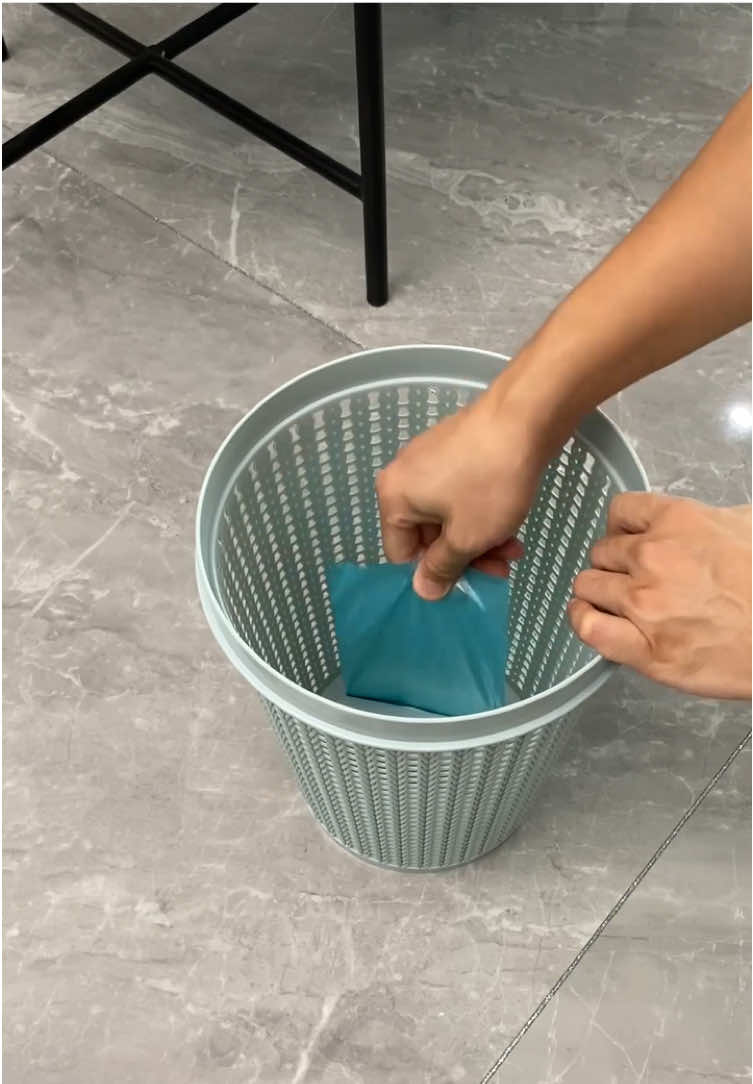 Automatic bag changing trash can#tiktokmademebuyit #fyp #kitchen #goodthing #bathroom 