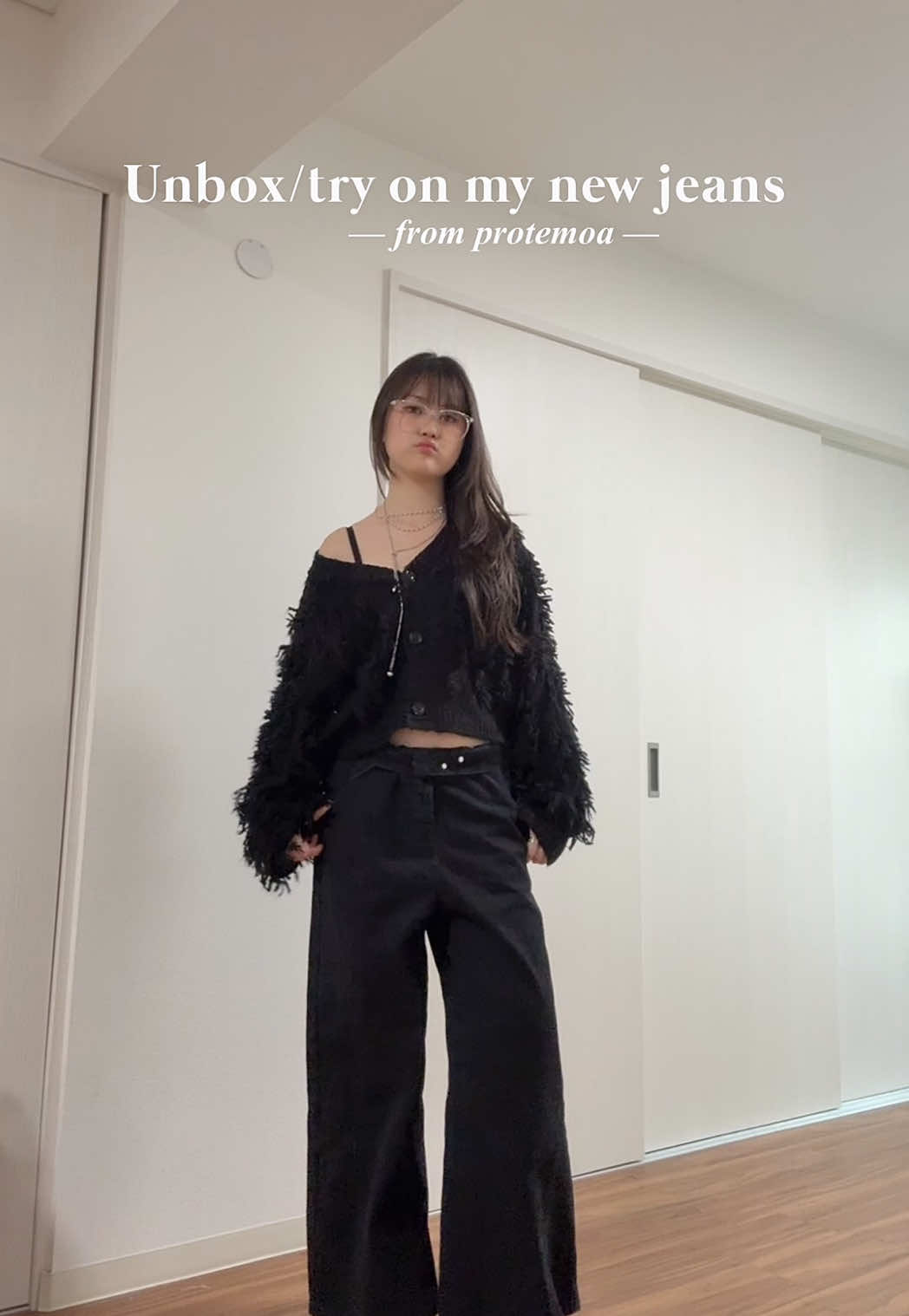 Try on my new jeans from @Protémoa !! these jeans are so perfect I’m obsessed #OOTD #protemoa #jeanshaul #baggyjeans #clotheshaul #fashion #outfit #outfitinspo #streetwear #fyp 