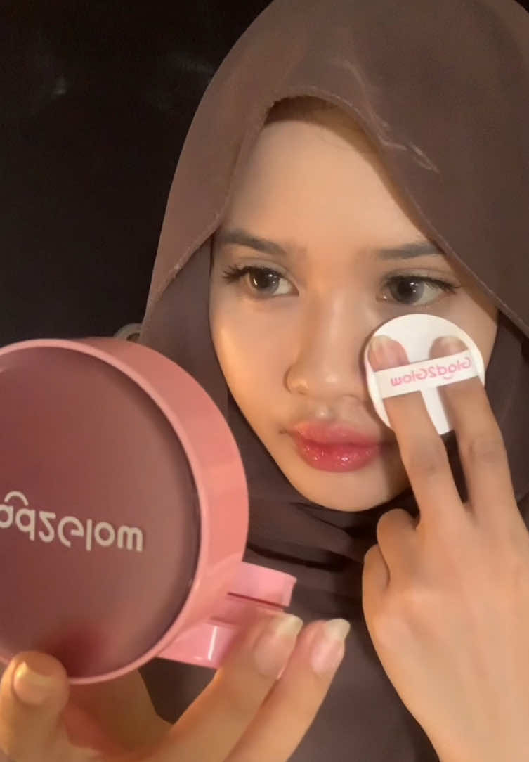 best 2in1 cushion powder 💕 #2in1cushion #fyp #cushionviral #cushiong2g #2in1cushiong2g 