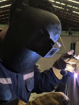 namanya juga orang keren#welderindonesia🇮🇩 #welder #fyp #CapCut 