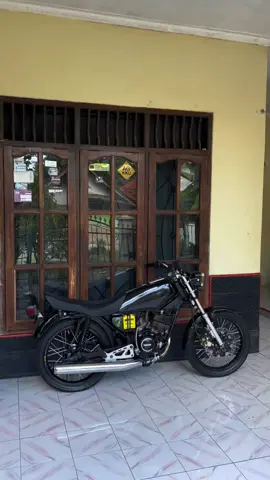 hitam bukan lah sekedar warna                                  #rxking #fyppppppppppppppppppppppp #xyzbca #masukberanda #bobangank #rxkinghitam🖤 #misterijokbelakang135 #stylebandung135 