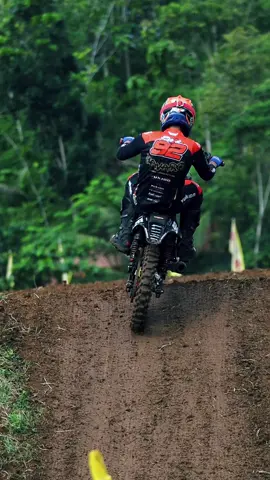 Bebek @Tyan Autosonic @yukido_raceteam 