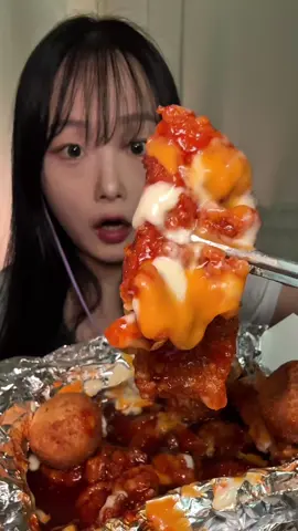 후참잘 킹트리플양념치킨 미쳣다..❤️ #후참잘 #킹트리플양념치킨 #후라이드참잘하는집 #핫치즈싸이순살 #치킨먹방#치킨먹방천 #chicken #먹방asmr #치킨 #ticktokviral #먹방틱톡 #먹방 #mukbangkorea #야식추천 #mukbangers #mukbangasmr #asmreatingsounds #asmreating #먹방유튜버 