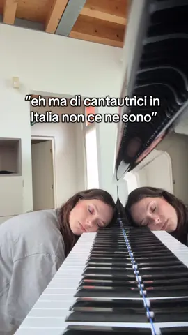 “No ma dai, dimmi un nome? Non me ne viene in mente nessuna” 💀  Ci sono tantissime cantautrici talentuose, basta solo avere voglia di aprire le orecchie!  Diamo loro più spazio 🤍 oggi ve ne faccio conoscere 3 bravissime che forse non avete mai ascoltato: 1. GALEA 2. GIORGIENESS 3. VV  buon ascolto 💚 #fyp #perte #neiperte #perteeee #neiperteee #music #italianmusic #tiktokitaly #millennialsoftiktok #womeninmusic #viralsound #viral #italy #trend #tiktoktrend 