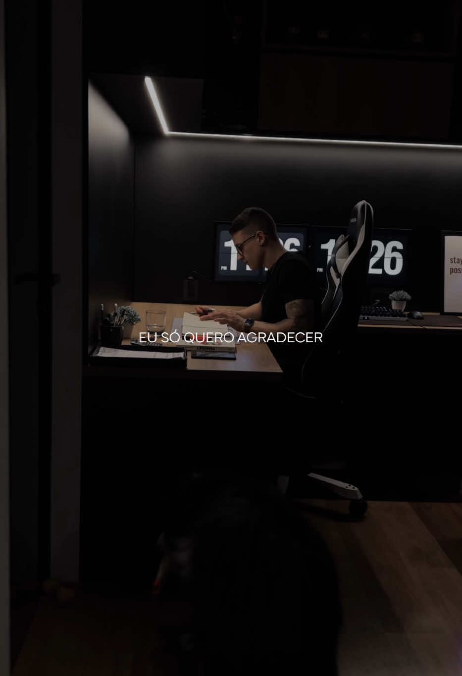 O hábito da gratidão é poderoso  Já agradeceu hoje?  #deus #fé #gratidão #mensagem #oração #fy #zeetz #motivação 