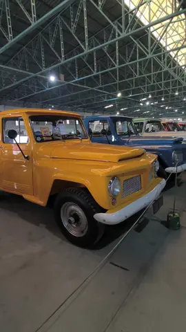 Caminhonetes clássicas  #caminhonete #fordf100 #picapes #cochesclasicos #camioneros #picapesantigas #oldschoolcars #fordona #lkw #camioneta #offroad #muriçoca #f1000  #camioncito #eskiaraba #carro #carscene #4x4 #oldcarslover #ford #pickuptruck #oldpickuptruck #fordona #kamyon #bestcars #caminhaoqualificado #chevy #caminhãominhapaixão #f150 #fordfans #fordnation #jipe #araba #antiguidades #antiquecars #antigomobilismo #carrobaixo #lorry #lorrydriver #oldlorry #voitureancienne #fusca #fordraptor #opala #porsche #simca #renault #bmw #toyota #audi #picapesdiesel #diesel #honda #fiat #worldcars #oldcarspotter #oldiagold #carrosousados #rebaixados #dkw #towtruck #classicpickuptruck #chevy #camionerosporelmondo #boléia #fnm #landcruiser  #caminhoesbrasileiros #rustygarage #oldgarage 