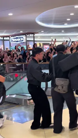 Paano ang titig ng isang Sunoo🥹🥰😍  #enhypen #enhypensunooo #sunoo #trending #moa #trending #8seconds #foryoupage #fyp #phenhypen #