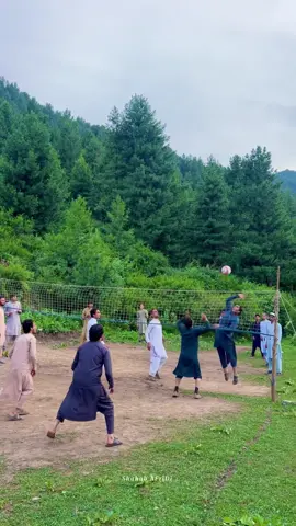 Khapal khog watan Tirah valley ⛰️🌸 #tirahvalley #volleyball #explore #foryoupage #typ #naturevibes #mountains #watan #viralvideo #shahab_afridi313 