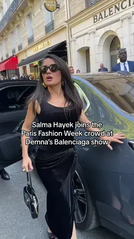 The stars showed out to see #Demna’s final #Balenciaga show. 