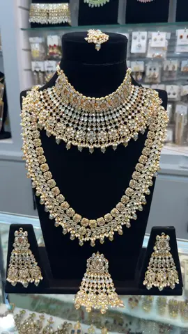 Kundan Fine kuwailty set  😍👌#foryou #foryoupage #for #jewelry #jewerlybusiness #jewellery #jewelrytiktok #viral #viralvideo #viraltiktok #trending #tiktokviral #fyp #fypシ #fyppppppppppppppppppppppp #creatorsearchinsights 