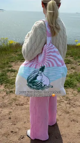 Which one of the two would you pick? ☀️ #moominarabia #moomentsofmagic