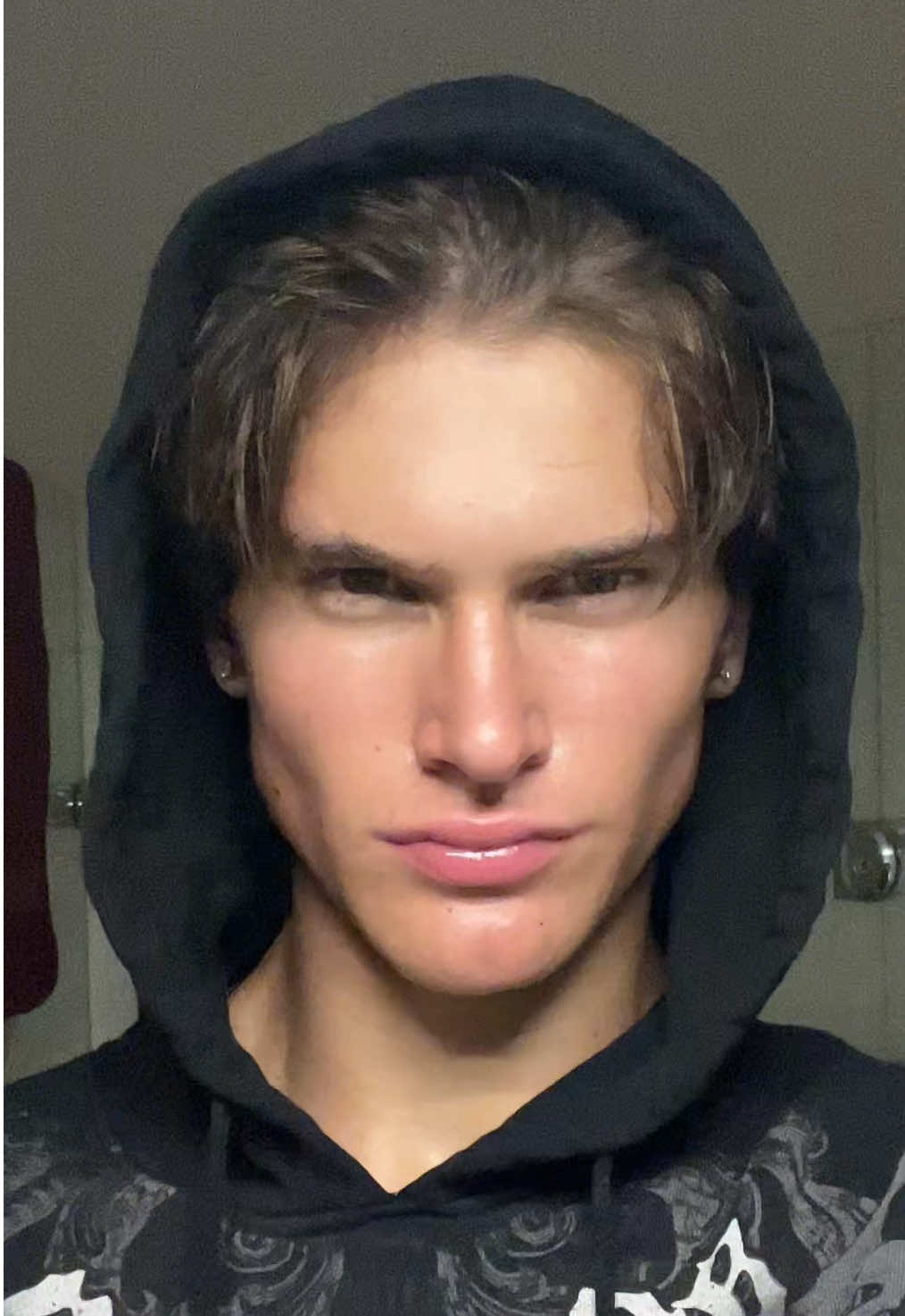 Peak bathroom lighting is back…