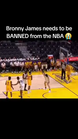 #fyp #ForYouPage #Trending #Viral #Sports #NBA #Basketball #LA #Lakers #BronnyJames 