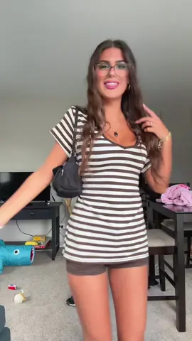 fit #foryoupage #fit #lipsync #glasses #outfitinspo #trending #audio #lashes #lips #makeup #hotaudios 