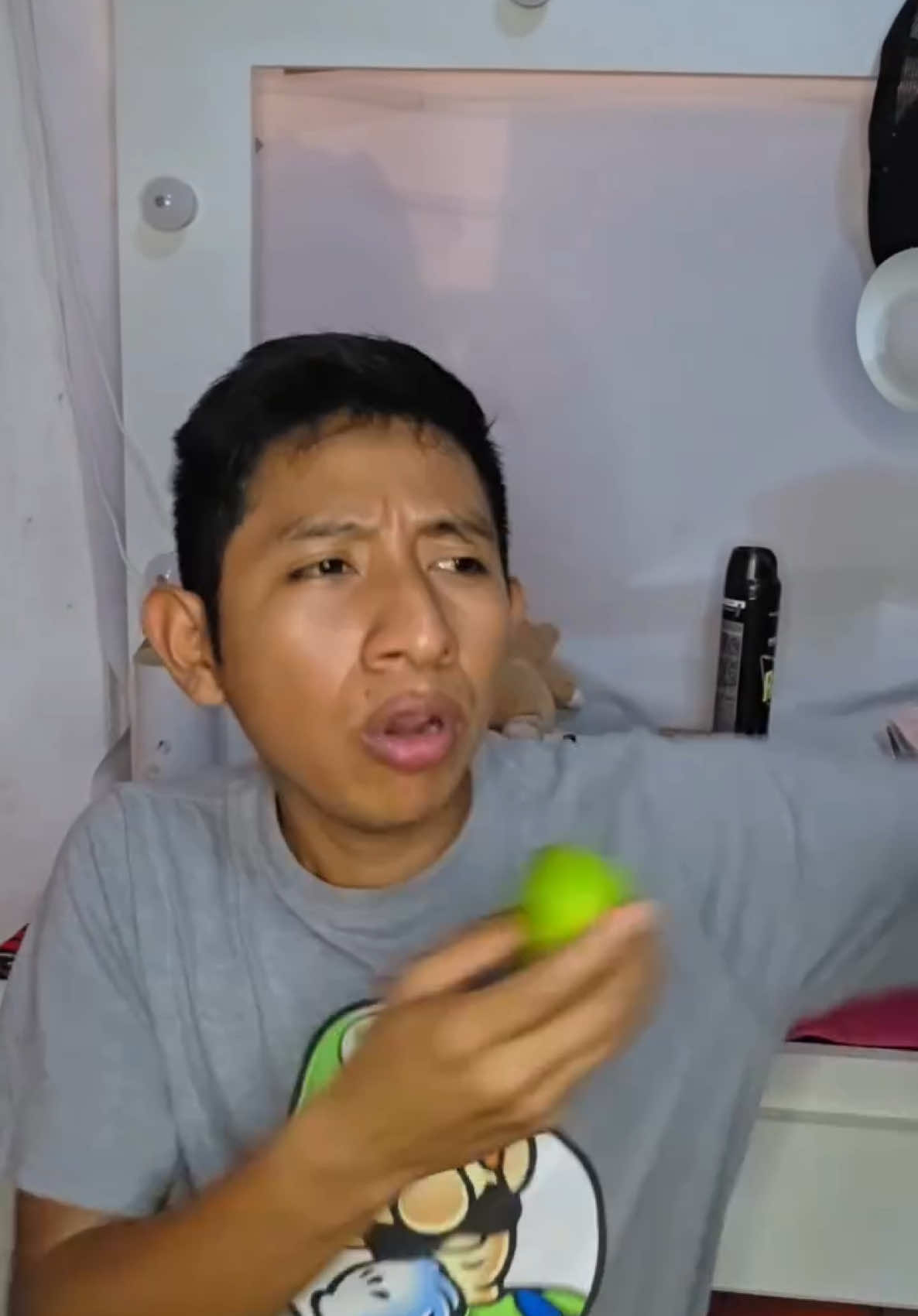 Cuando tu hermana quiere tu perfume 🤣