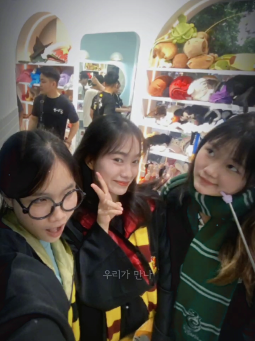 Nhập học Hogwart thôi 😌 @Hay ải chỉa🙈💩 @:'> 