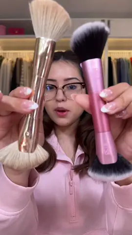 @realtechniques I fear you ate with this one bestie 😮‍💨 #realtechniques #realtechniquesbrushes #patricktadupe #makeupdupe #dupe #patricktabrush #makeupbrushes #makeupdrugstore #fyp #makeupforbeginners 