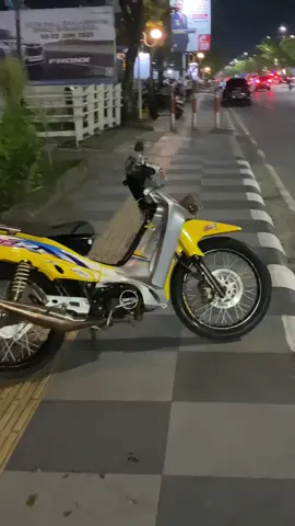 Konsep simplee Modal bersih Haja kda mau kalah lwan yang sdh full restorasi 😁#fizrindonesia #fizrkalimantanselatan #fizr_2stroke #fizrmodifikasi #fyppppppppppppppppppppppp #fypage #fypberanda ##fypシ゚viral🖤tiktok 