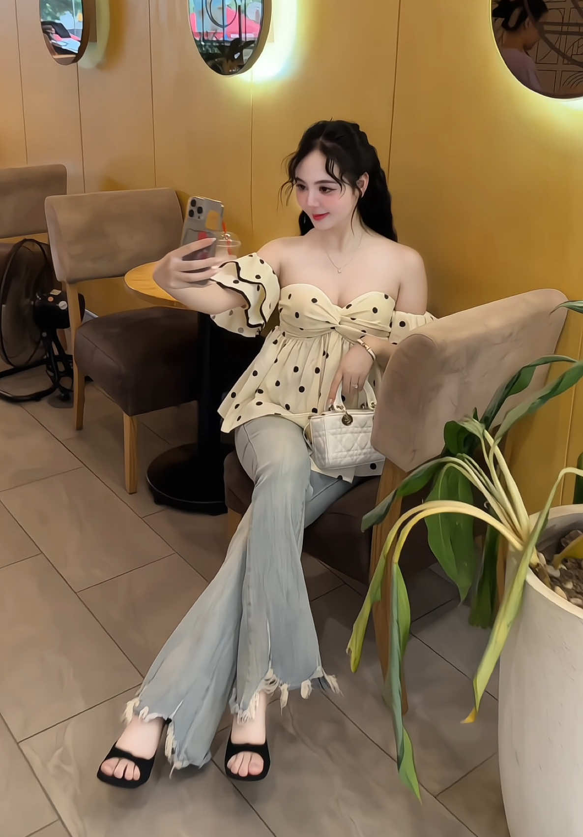 Bánh bèo nào cùng gu khum ạ??? @Trang Mun Trendy 🎀 #viral #trangmun #trending #xuhuongtiktok #thoitrang #xuhuong 
