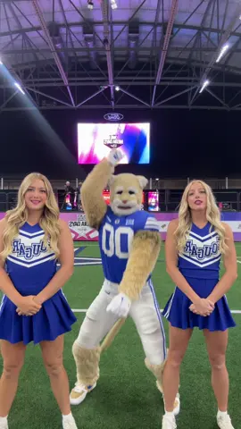 Let’s gooo party #big12conference #byucheer #big12mediadays #cosmothecougar #dallascowboystadium @Hanban @Cosmo the Cougar @BYU Cheer & Stunt 