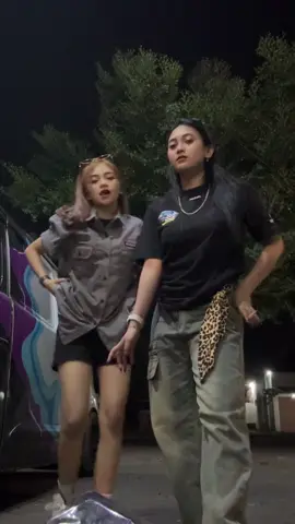 Njoget karo biduan nggunong#tulungagung #wniken 