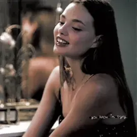 #mecore  . ۫ ꣑ৎ   .  when i look into the mirror i see a glittering sparkly angelic angel deer yellow fairy w brown eyes and brown hair omg??? ib - theotherlibson  cc - sparksofires (edited)  #fyp #mecore #mecoreedit #alaskayoung #brunettegirl #aesthetic #aestheticedits #bambi #deer #deeraesthetic #angel #angelaesthetic #sparkly #sparklyaesthetic #ibelieveinunicorns #fyp #foryoupage #foryourpage #viral #viralvideo #gif #gifedit 