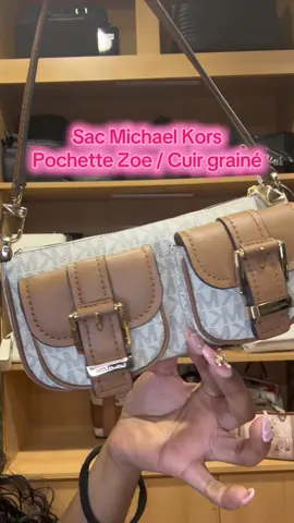 ZOE — la pochette signature signée Michael Kors. Compacte, élégante, iconique. 4 coloris, 1 coup de cœur. 👜 #MichaelKors #PochetteZoe #SacDeLuxe #lookchic 