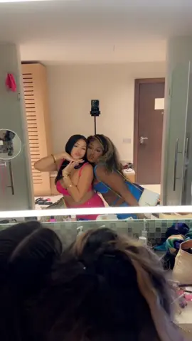 The reality of having a long distance best friend💔 brb, crying in the airport without her 😞 @R A I 🦋  #fyp #foryoupage #BestFriends #puntacana #vacation 