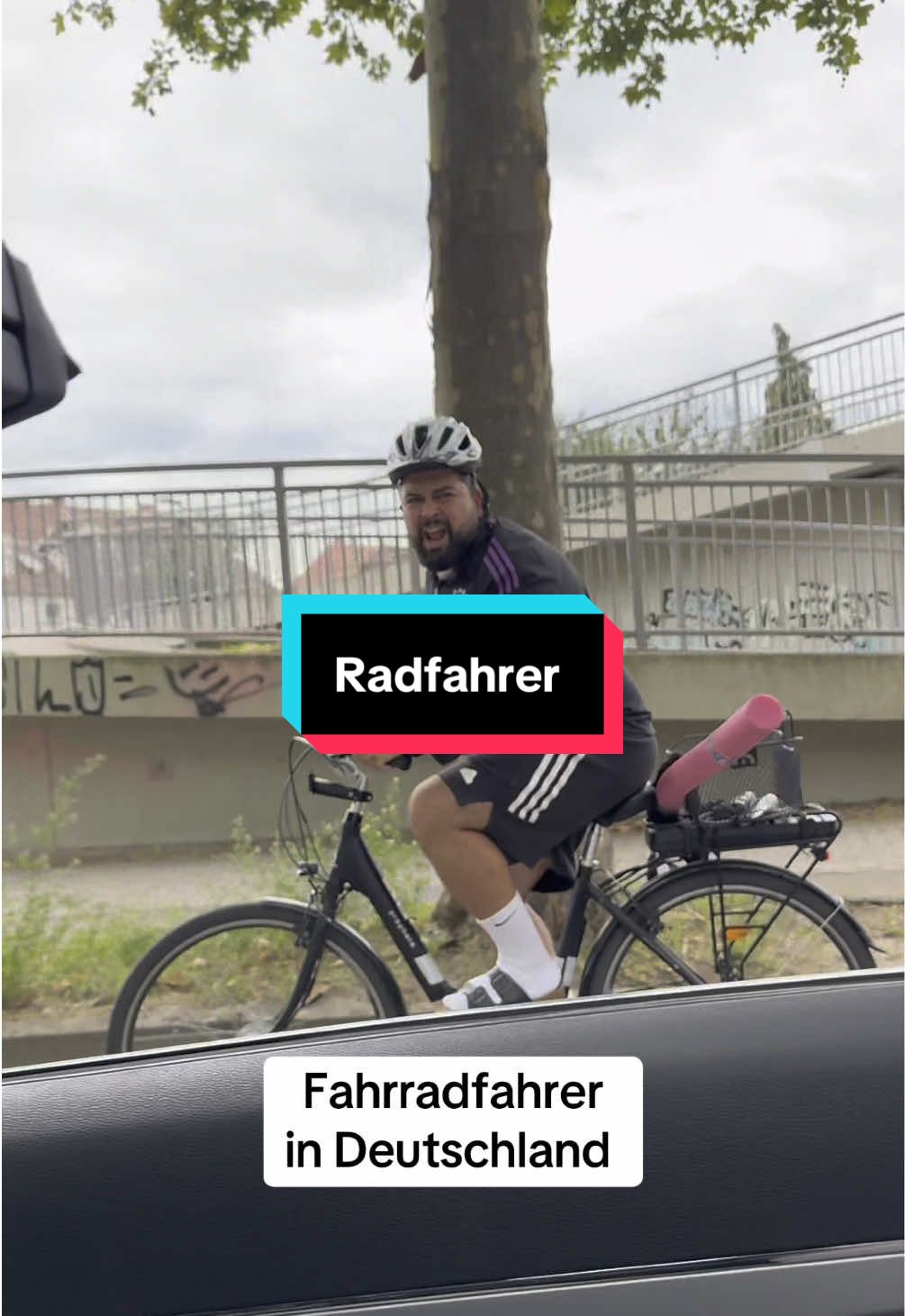 Helmbert on Tour 🚲  #fyp #fürdich #comedy #viralvideos #viral #foryoupage 