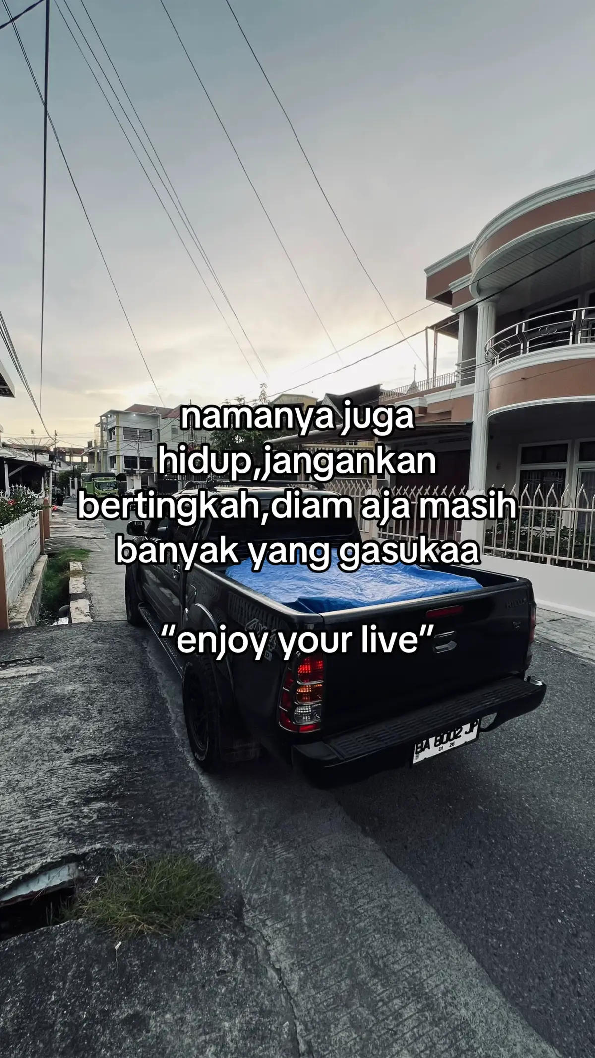 #fyp #fypage #fotogeser #xyzbca #semogafyp #fyppppppppppppppppppppppp #lewatberanda #4upage #katakatasindiran #viraltiktok 