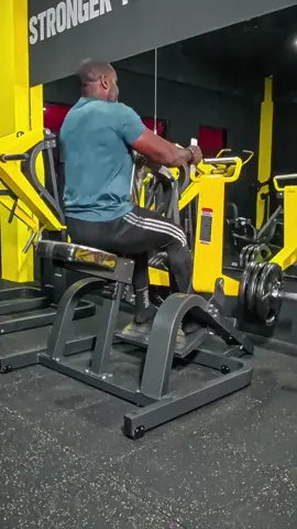 Treino sério, resultados reais! No AMG Fitness Club, sua jornada de força começa com cada repetição. Venha conquistar seus limites!💪#amgfitnessclub #gym #fitbar #fitbar #fyp ##angola🇦🇴portugal🇵🇹brasil🇧🇷 #luanda 