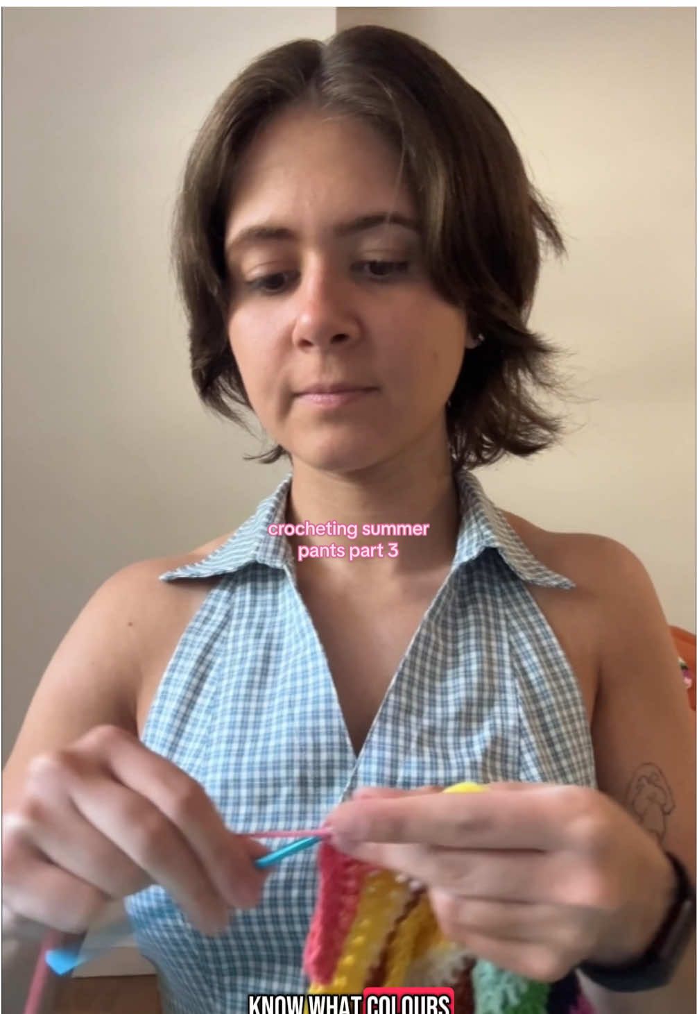 making the perfect summer crochet pants, part 3 💕🌈 so many rounds of double crochet but we're over halfway done with this crochet project! What do you think so far? #crochet #crochetersoftiktok #crochettiktok #crochettutorial #beginnercrochet #crochetpants 