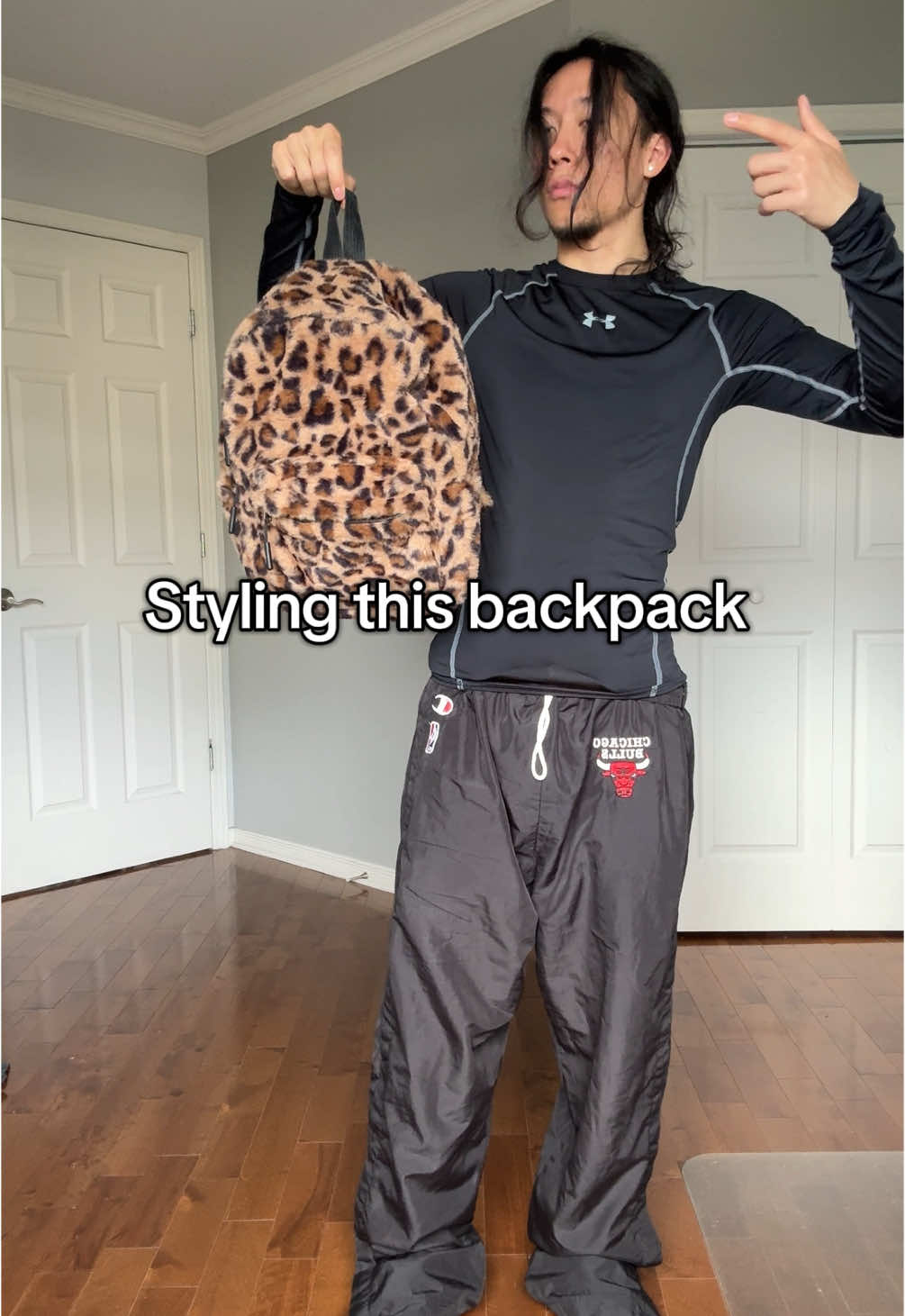 Leopard backpack >> #fashiontiktok #streetwear #outfitinspo #fashioninspo #OOTD 