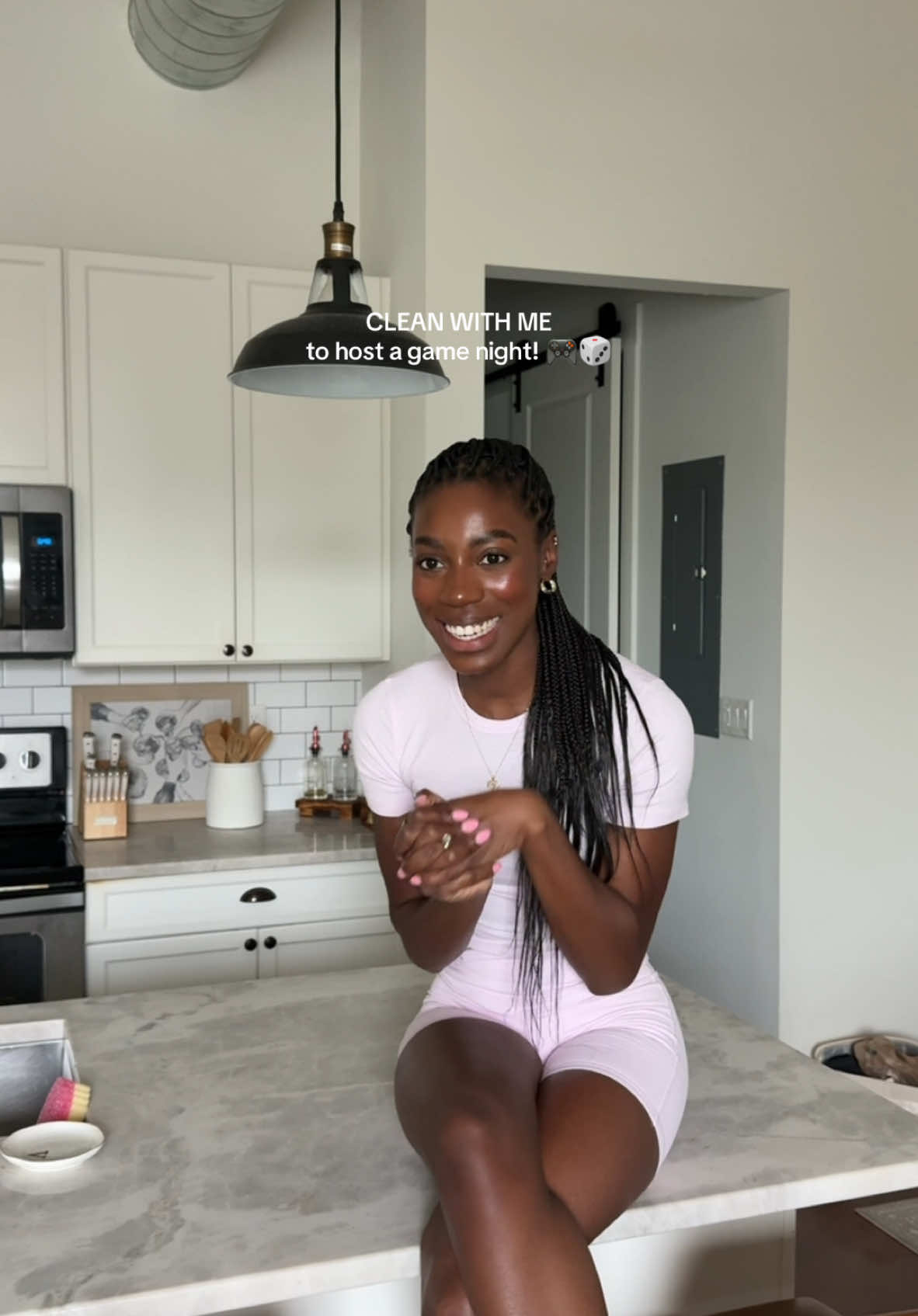 hosting means making sure your house is SPOTLESS 🤩🫧🧼 so let’s do some cleaning together!! #clean #cleanwithme #cleaning #cleaningtiktok #resetmyhome #resetroutine #CleanTok 