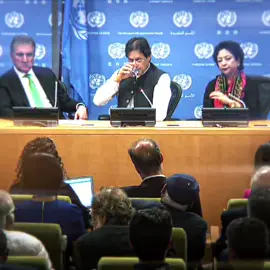 King Khan 🤑  #imrankhan #imrankhanpti #pti #khan #drama_clips1 #growaccount #foryou #foryoupage #4u #viral #viralvideo #tiktokpakistan #newaccount #fyp #unfreezemyaccount 