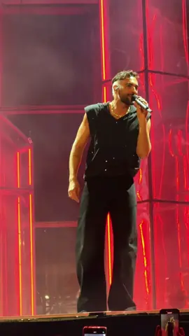 Un’altra storia - Marco Mengoni negli stadi 2025  #marcomengoni #unaltrastoria #marcomengoniofficial #music #neiperte #torino #turin @mengonimarcoofficial  