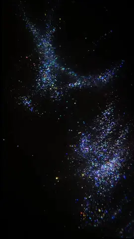 Anyone else feel like we are suspended in a bubble thats about to pop? Like my head hurts, and my bones ache and I'm kinda nervous but also kinda tired? Anybody? Just me?  Love you. ❤️ . . .     .#fondodepantalla #fondo #livewallpaper #background #asmr #sparks #asmr #glitter #sparkle