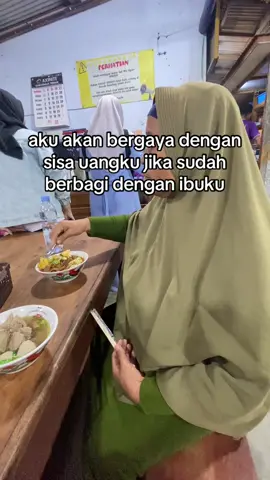 cinta pertama anak laki-laki adalah ibunya 🫡 #fouryou #ibu #harapankeluarga #ibuhebat #fypageシ #xybca #quotes 