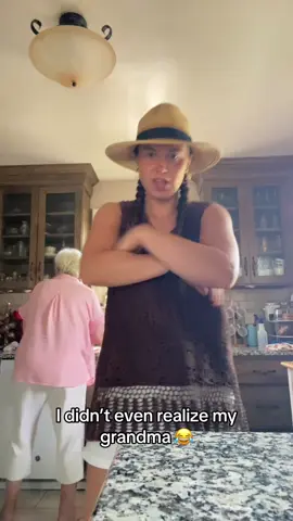 Grandma getting it 😂 @itgirl (via:@ellie.nicole) 
