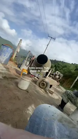 Obvio si voy a estudiar solo se me ocurrió el video jajajaja